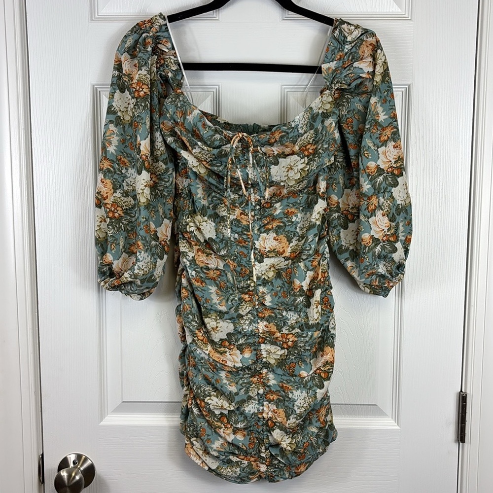NWT Hello Molly Basque Country dress sage floral sz xs - Picture 7 of 15